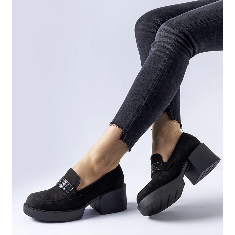 Sapatos pretos de cano baixo com salto Harrisburg enorme 1