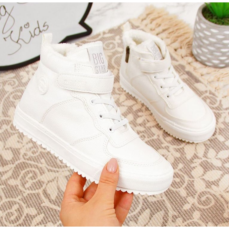 Sapatos isolados Big Star Jr GG374041 INT1435B branco 1
