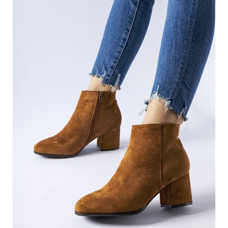 Botins castanhos de salto baixo Mapleview marrom 1