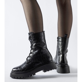 Botas Cressac pretas com isolamento envernizado preto 1 Botas Cressac pretas com isolamento envernizado preto 1