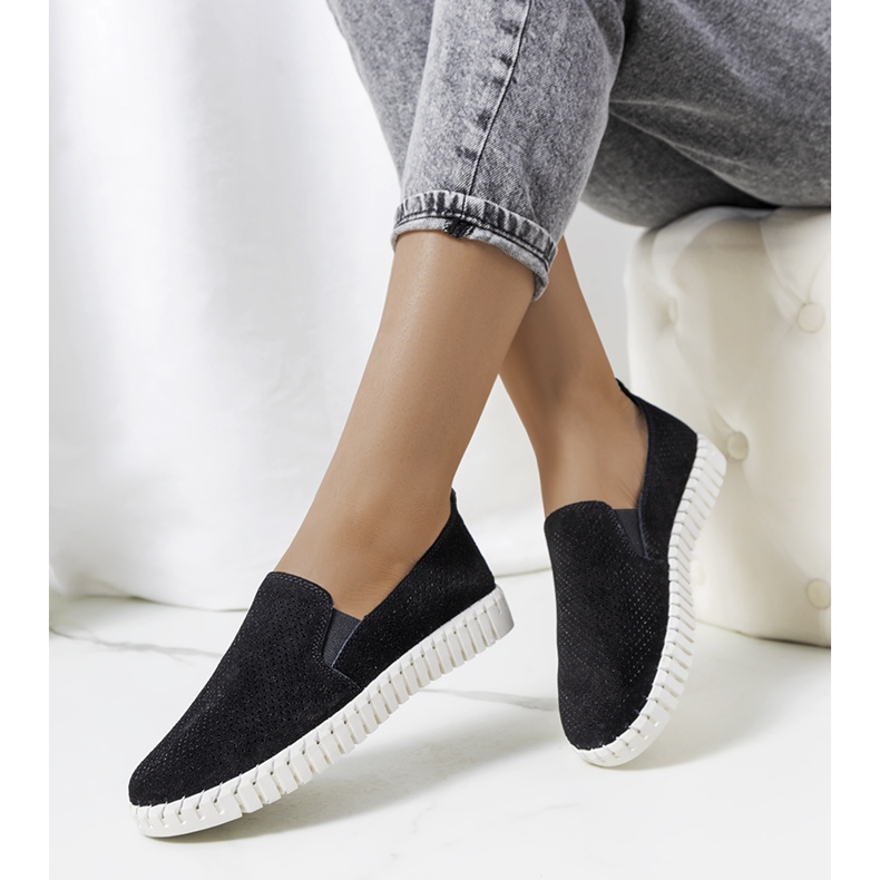 Tênis Madiha de couro preto 1