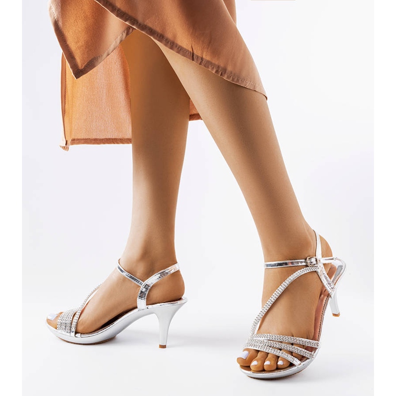 Sandália prata com zircônias cúbicas Cittareale 1