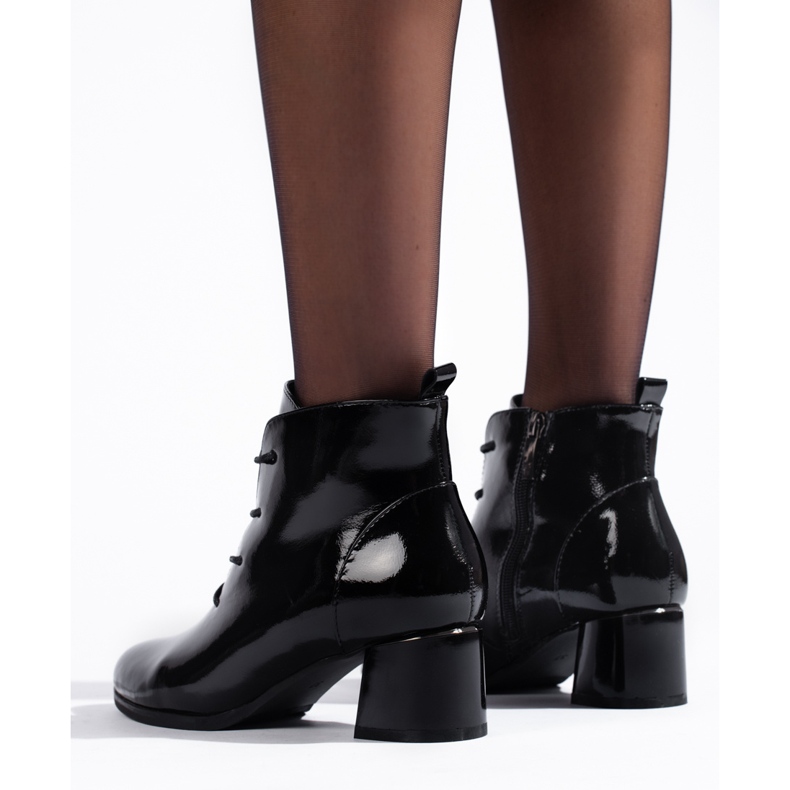 W. Potocki Bota preta de mulher Potocki de couro envernizado preto 2