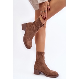 Botas femininas de salto baixo marrom Aphroteia castanho 2