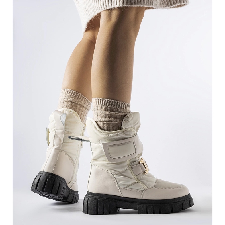 Botas de neve bege com fivela Athos decorativa 1