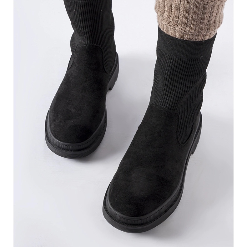 Botas pretas com meia maciça da Hawkins preto 1