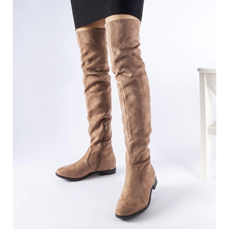 Botas longas marrons quentes de camurça ecológica Elwira castanho 1