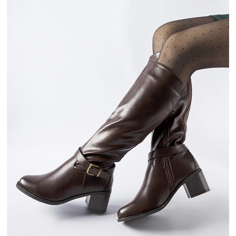 Botas marrons escuras com fivela Ernest decorativa castanho 1