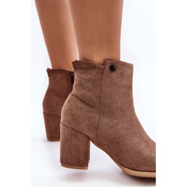 Botins femininos de camurça com salto alto marrom Selela 1