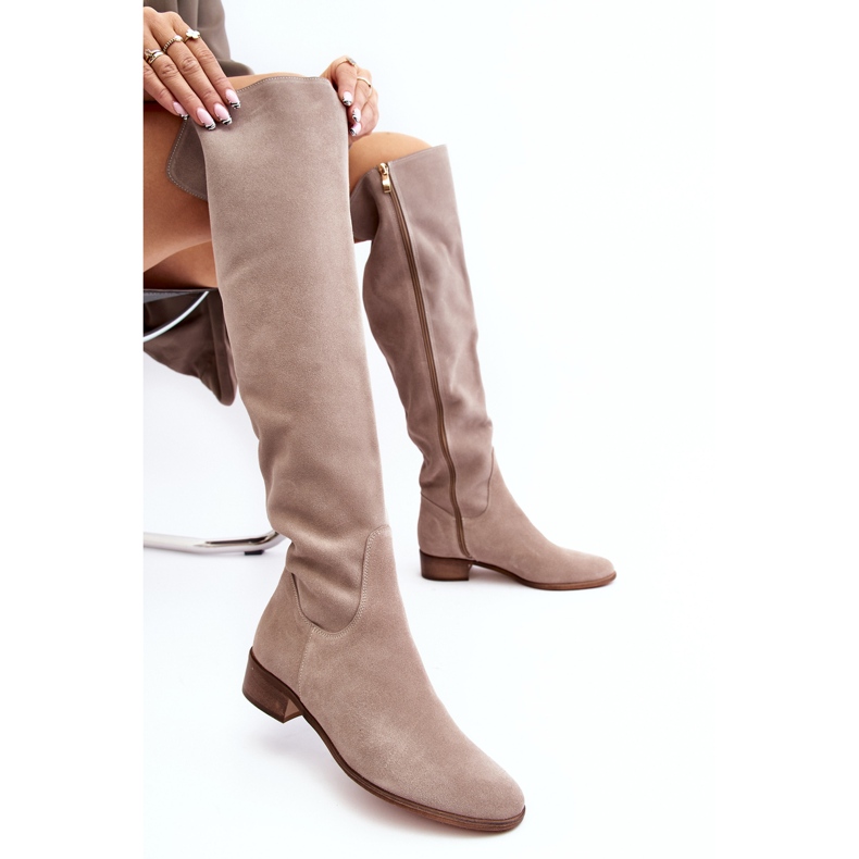 Botas femininas de camurça acima do joelho com salto plano, bege Hewanella 2 Botas femininas de camurça acima do joelho com salto plano, bege Hewanella 2