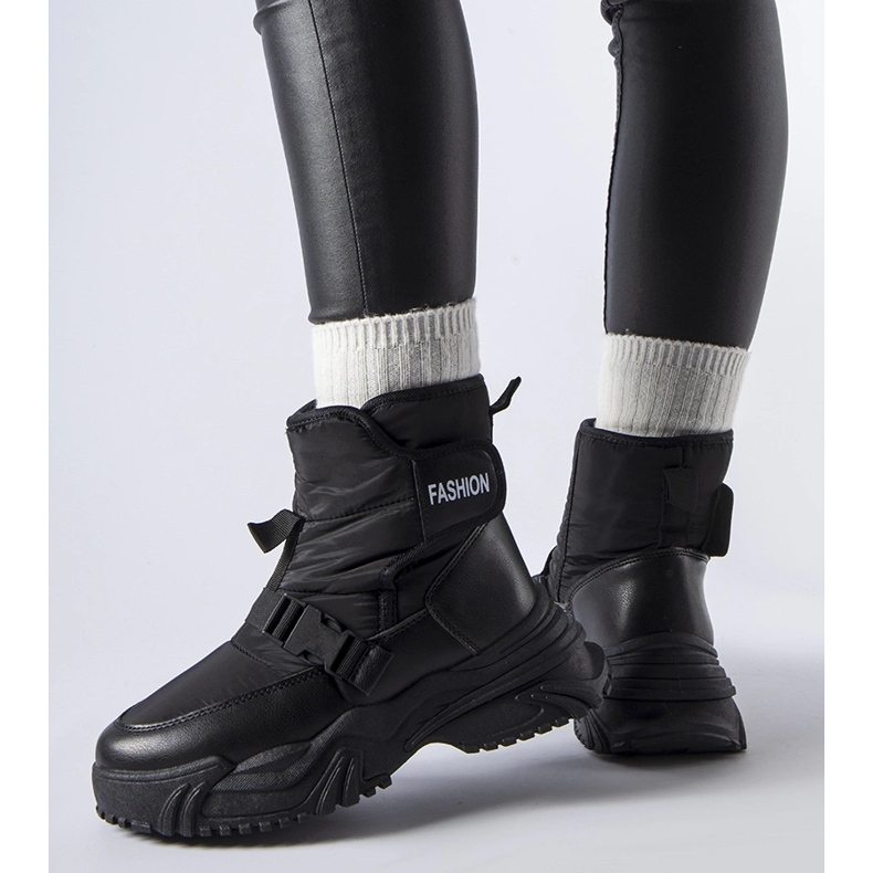 Botas de neve pretas com isolamento Mernicco e velcro preto 1