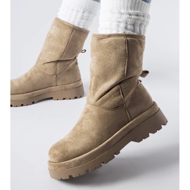 Botas isoladas marrons com sola maciça Flavia castanho 1