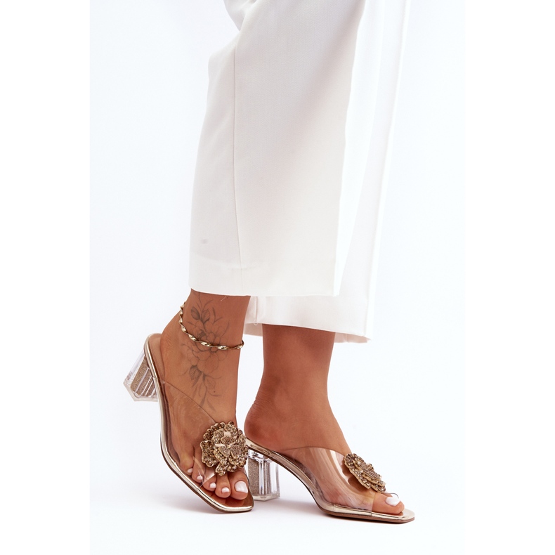 Chinelos transparentes de salto alto com decoração dourada S.Barski MR1037-20 dourado 1