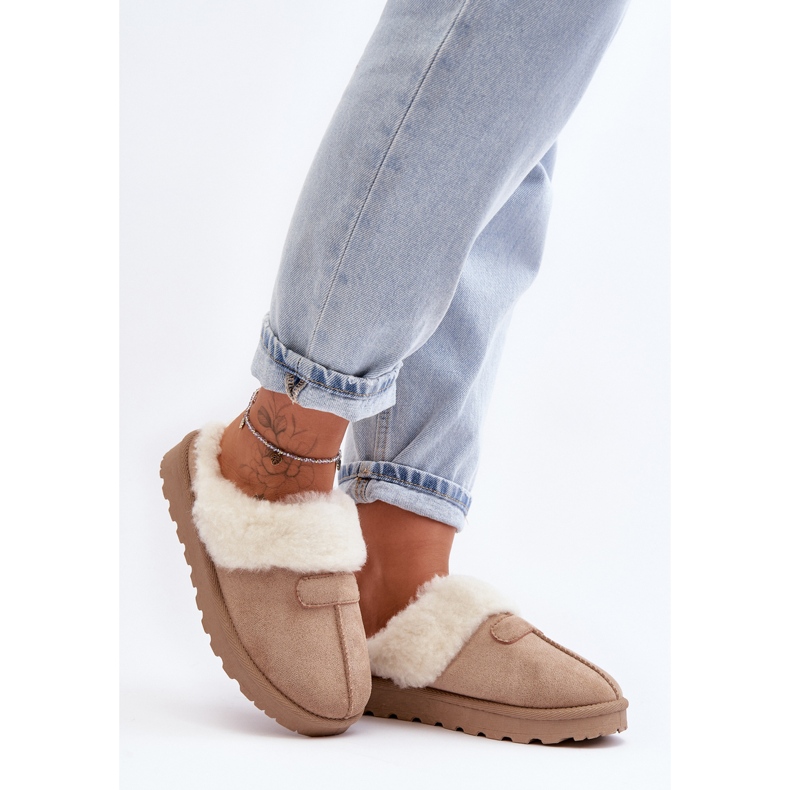 Botas femininas de neve com pele de carneiro bege Villene 1