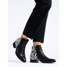 Botins femininos Shelovet pretos com estampa de zebra 1
