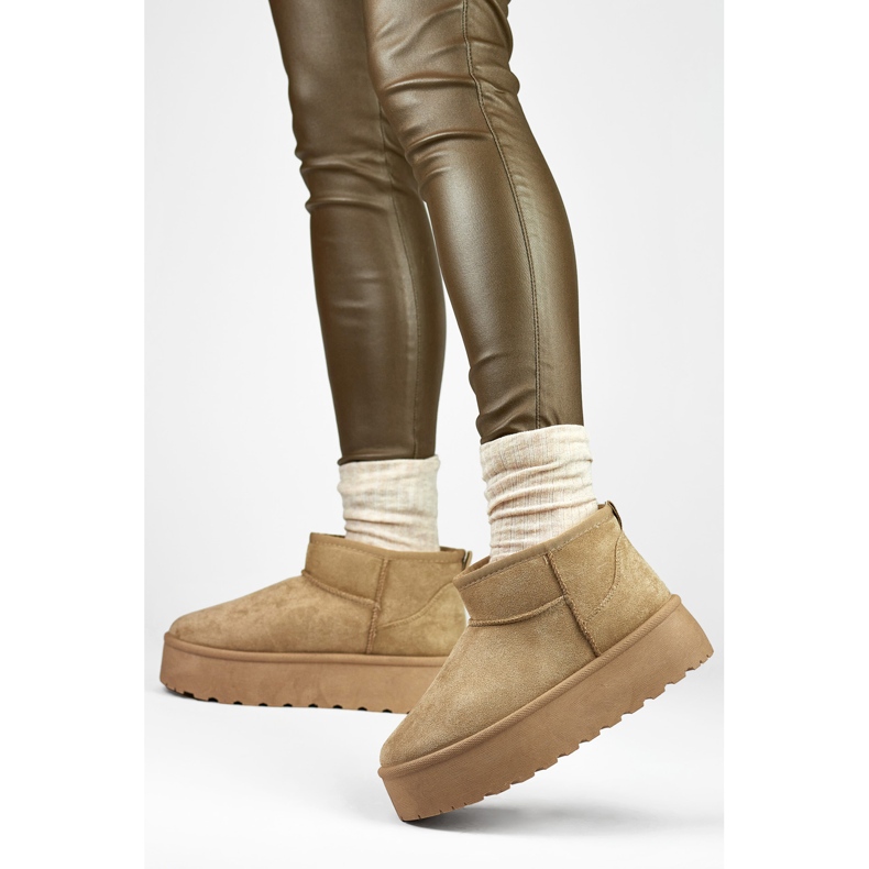 Botas de neve com plataforma bege 1 Botas de neve com plataforma bege 1
