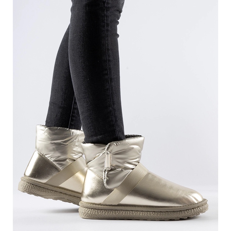 Botas curtas de neve Delaune douradas e brilhantes dourado 1 Botas curtas de neve Delaune douradas e brilhantes dourado 1