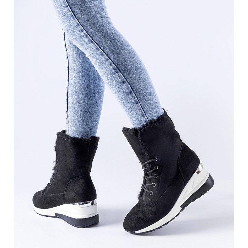 Tênis de cunha Wesley com isolamento preto 1 Tênis de cunha Wesley com isolamento preto 1