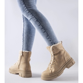 Botins com isolamento bege feitos de camurça ecológica Chamblee 1