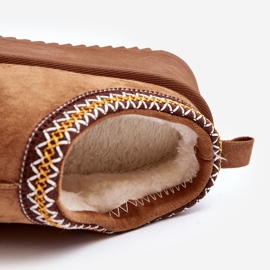 Chinelos com sola grossa em camurça ecológica Camel Sylva marrom 1