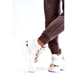 Botas esportivas femininas isoladas com cadarço Trappers branco Bastini 4