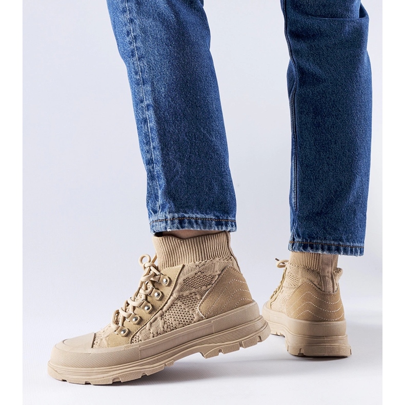 Tênis cano alto bege de tecido Casalma 1