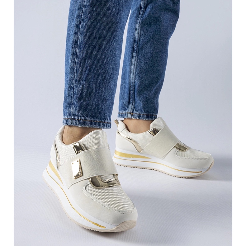 Tênis slip-on bege com plataforma Sages 1 Tênis slip-on bege com plataforma Sages 1