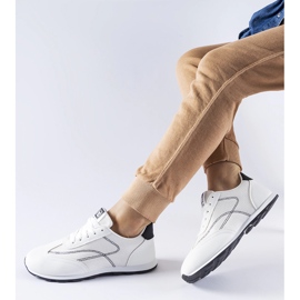 Tênis esportivo branco Pinarella 1