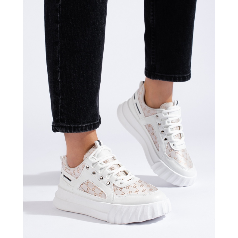 Sapatos esportivos femininos brancos com sola grossa 2