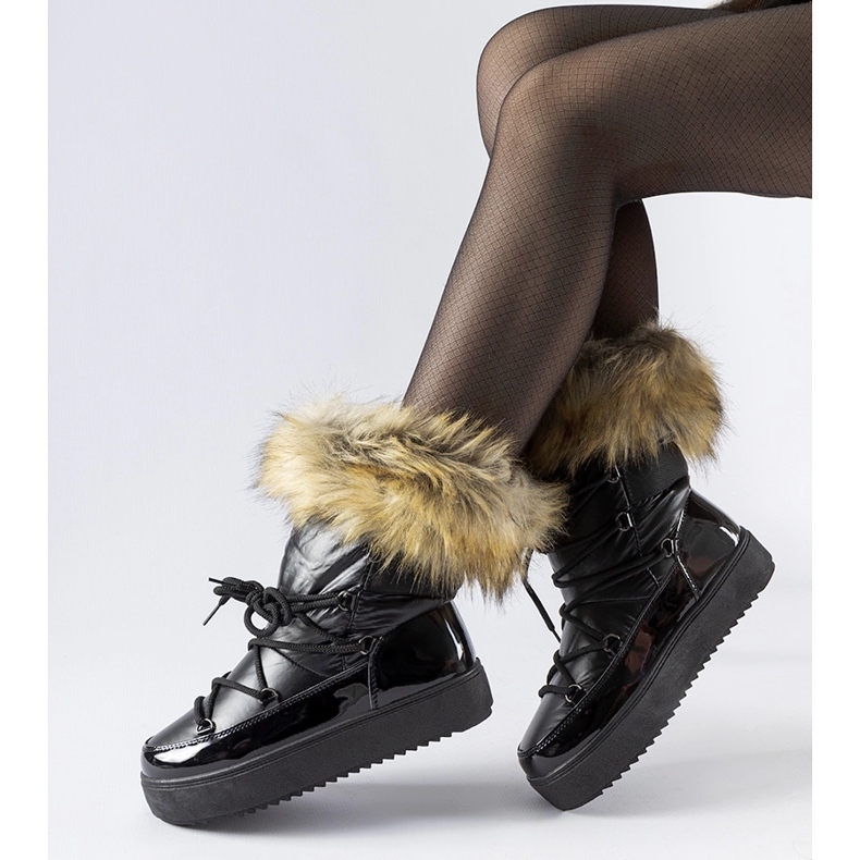 Botas de neve com isolamento preto e pele 1