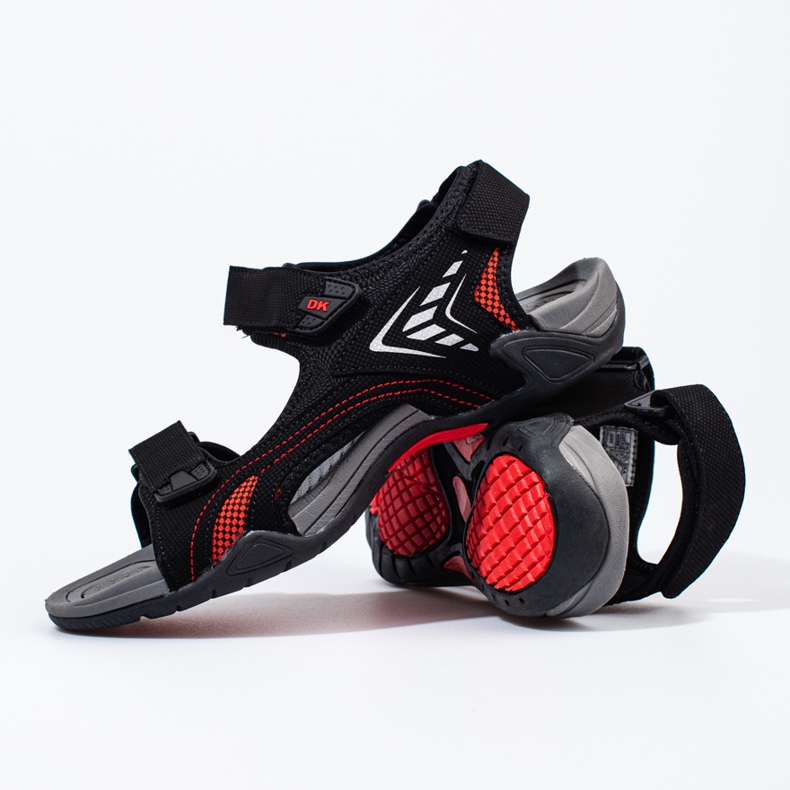 Sandálias pretas de homem preto 2