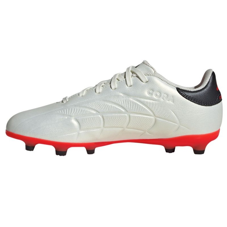 Chuteiras adidas Copa Pure.2 League Fg Jr IE4987 branco 1