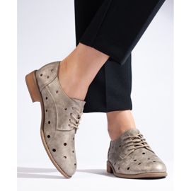 Sapatos femininos Daszyński dourados com aberturas 1
