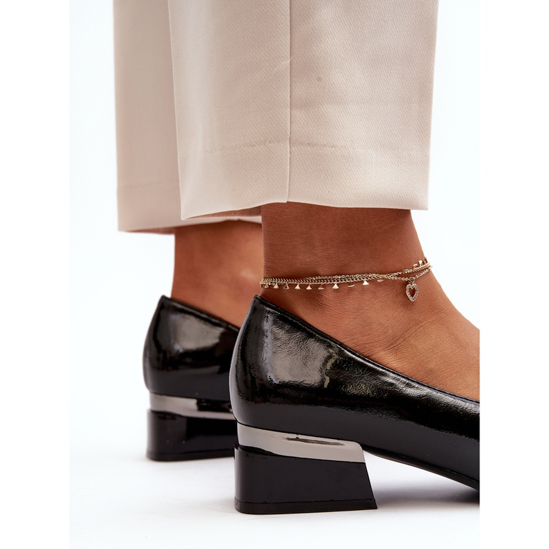 Vinceza Sapatos femininos envernizados de salto baixo, preto Marilni 1