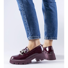 Mocassins envernizados cor de vinho com strass Cezet vermelho 1