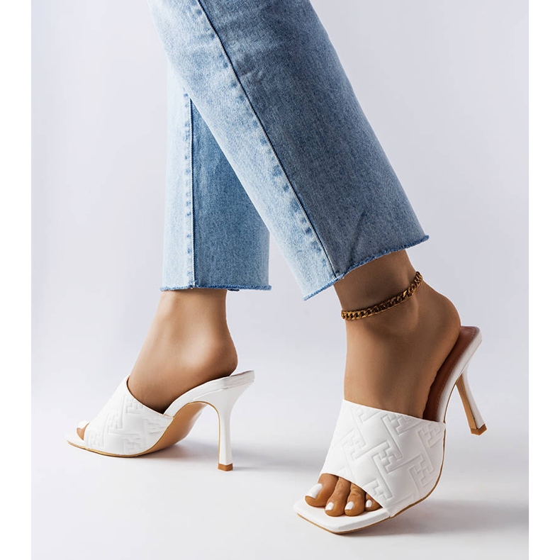 Sandália branca elegante com tacão Cambrina branco 1