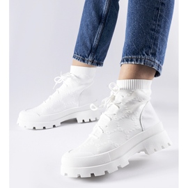 Tênis branco Éric de cano alto 1