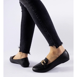 Mocassins pretos com fivela Sovera 1