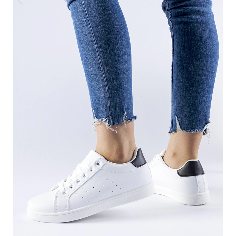 Tênis Bourassa branco e preto 1