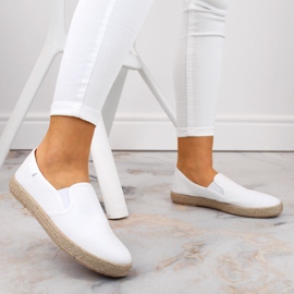 Alpargatas sem cadarço de mulher branca Big Star DD274015 branco 2