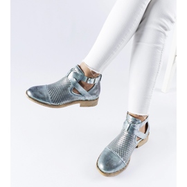 Botins verdes vazados e de cano alto da Kooter 1