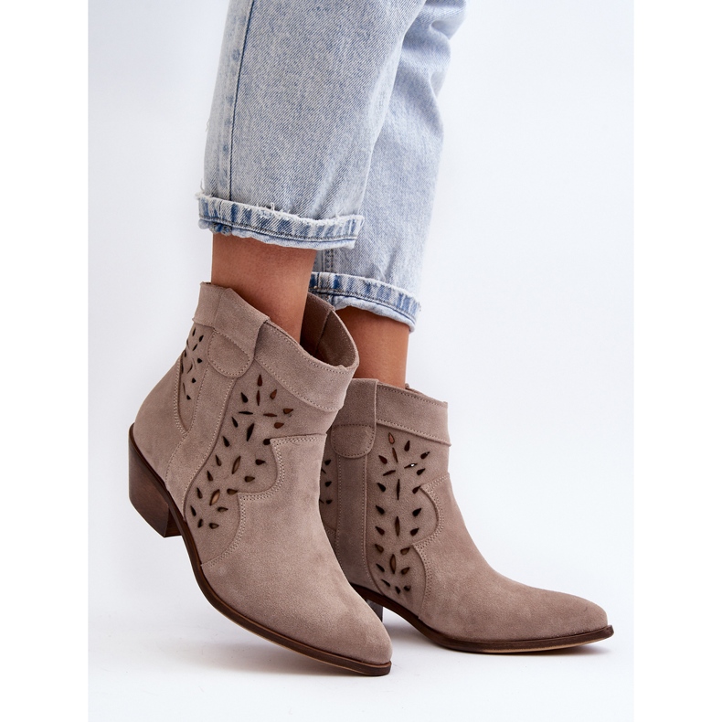 Zazoo 2870 Botas de camurça perfuradas com salto baixo, bege 2 Zazoo 2870 Botas de camurça perfuradas com salto baixo, bege 2