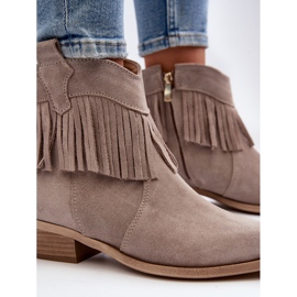 Botins femininos de camurça Zazoo 3430 com franjas de cappucino bege 1 Botins femininos de camurça Zazoo 3430 com franjas de cappucino bege 1