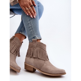 Botins femininos de camurça Zazoo 3430 com franjas de cappucino bege 2
