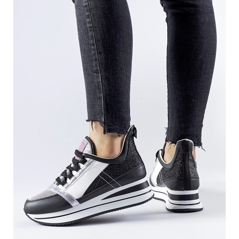 Tênis preto com glitter na plataforma Marce 1