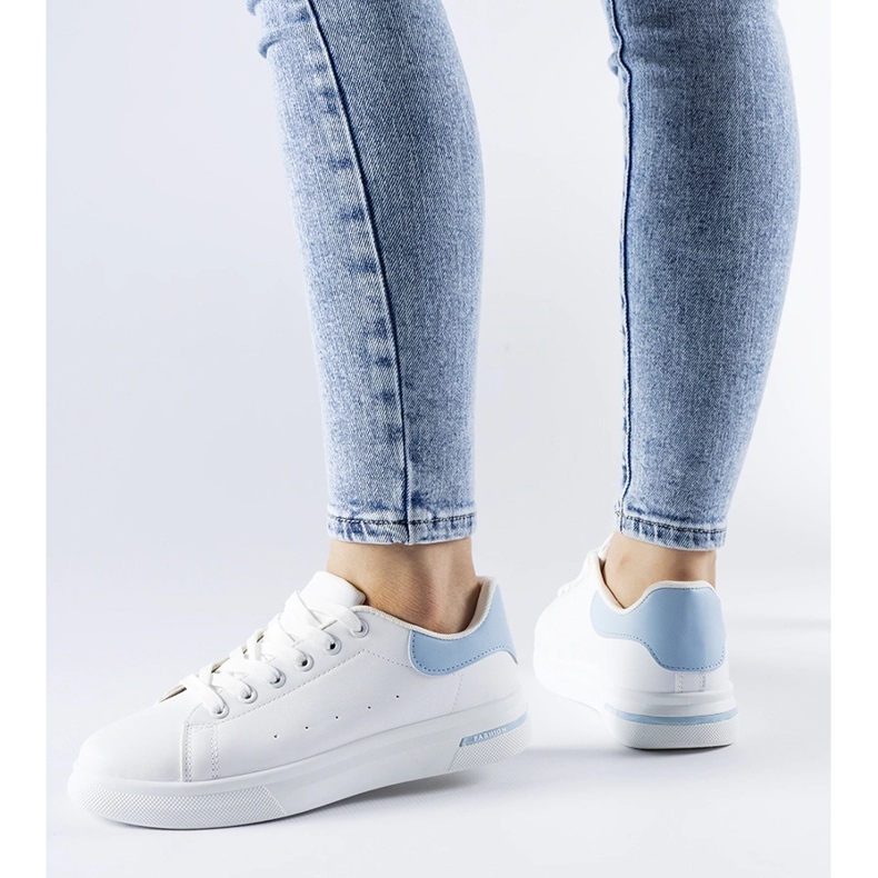 Tênis Leland branco e azul 1