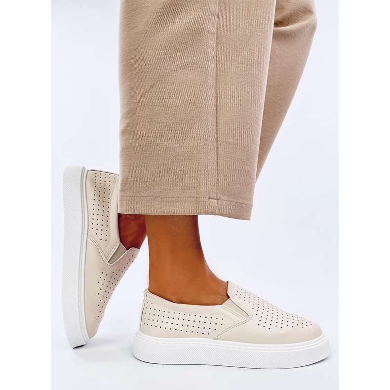 Tênis slip-on Towns bege com aberturas 2 Tênis slip-on Towns bege com aberturas 2