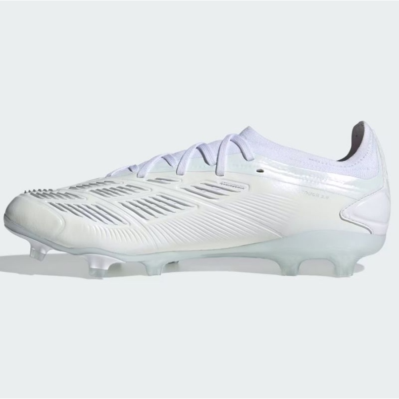 Chuteiras Adidas Predator Pro Fg M IG7778 branco 1
