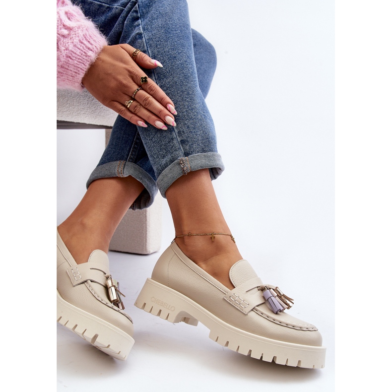 Mocassins femininos de couro com franjas CheBello 3096 bege 2