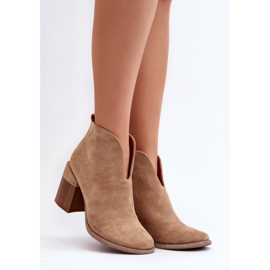 Botas femininas bege com salto alto enorme Nolira 2 Botas femininas bege com salto alto enorme Nolira 2